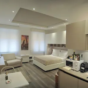  Appartamento Andrea Luxury Strada Maggiore Studio 1